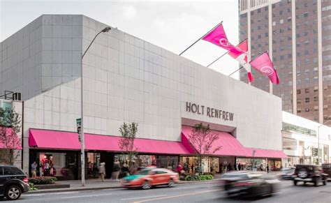 holt renfrew boutiques.